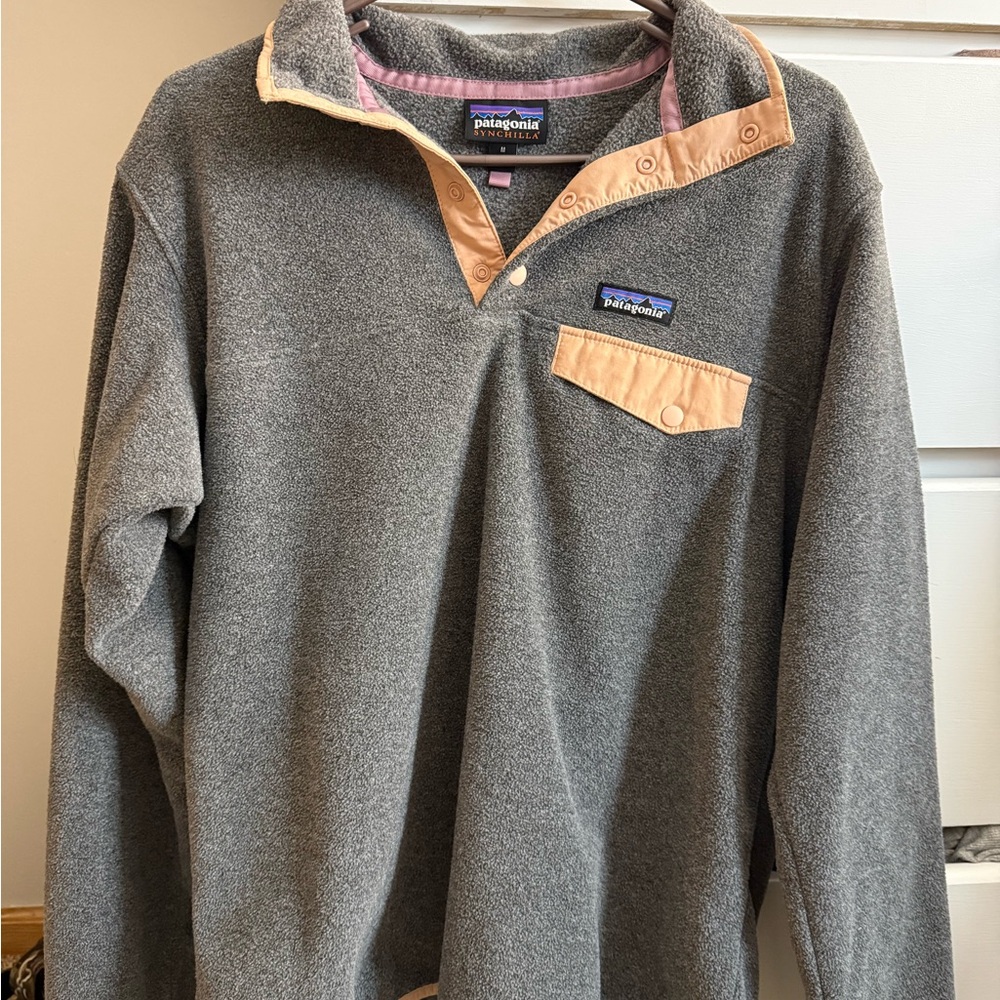 Patagonia Gray and Tan Men's Pullover